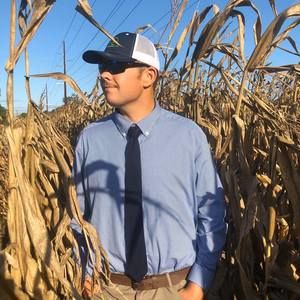 Meet your Posher, Travis